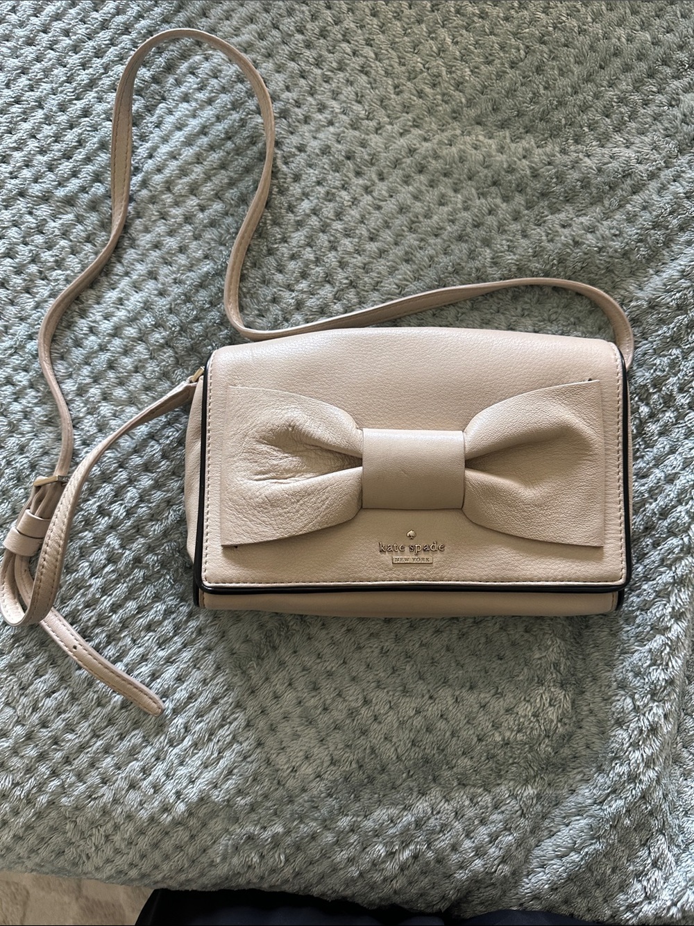 kate spade cream leather bow crossbody